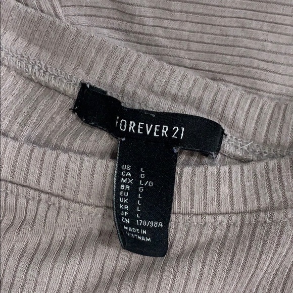 F21 Ribbed top - Picture 3 of 3